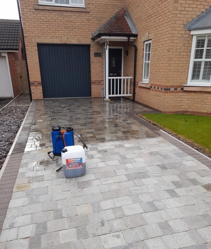 Thomson wet look - wet, driveway